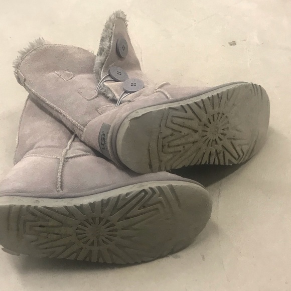 UGGS BOOT - Picture 4 of 6